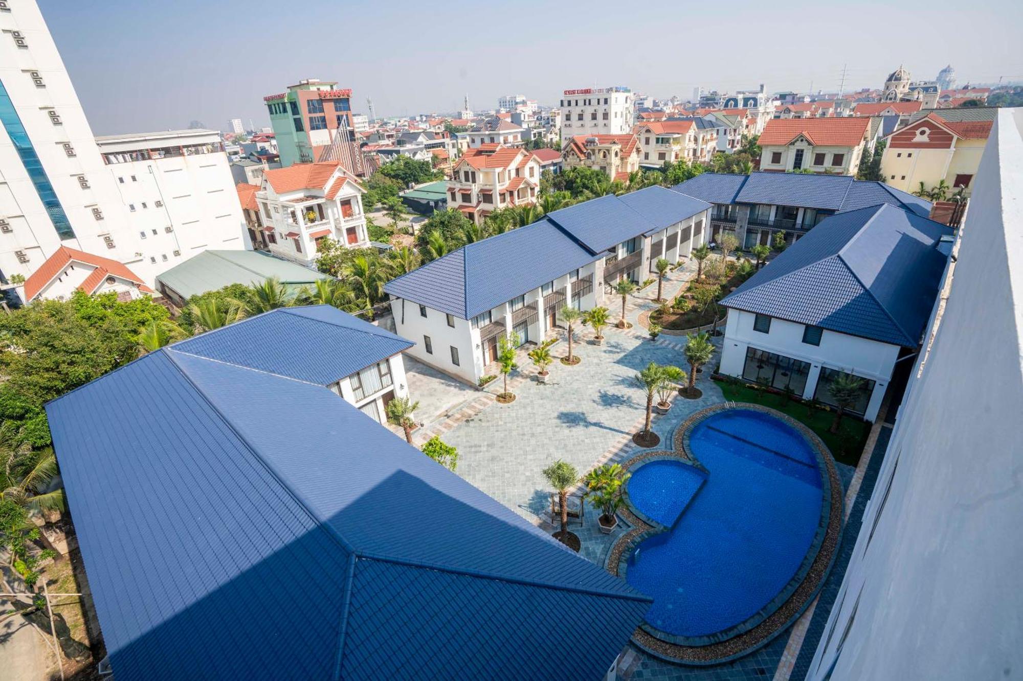 Hoang Son Peace Hotel Нин Бин Екстериор снимка