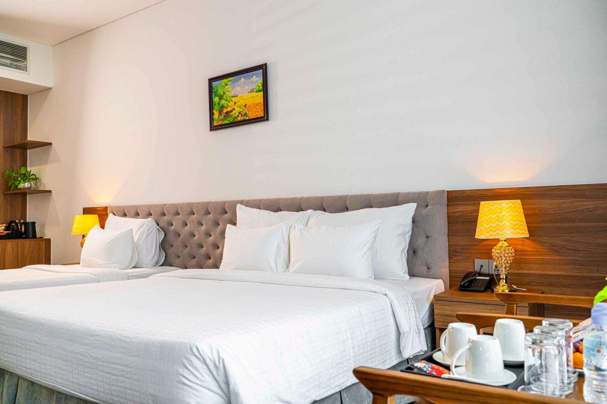 Hoang Son Peace Hotel Нин Бин Екстериор снимка
